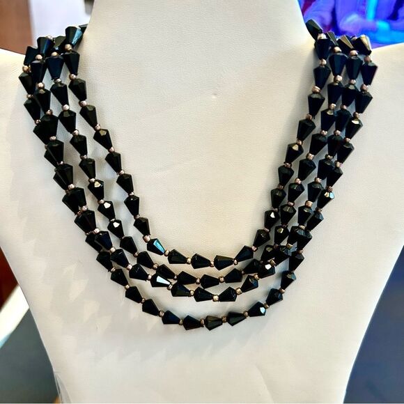 Vintage Elegant Black Beaded Necklace - Picture 1 of 3